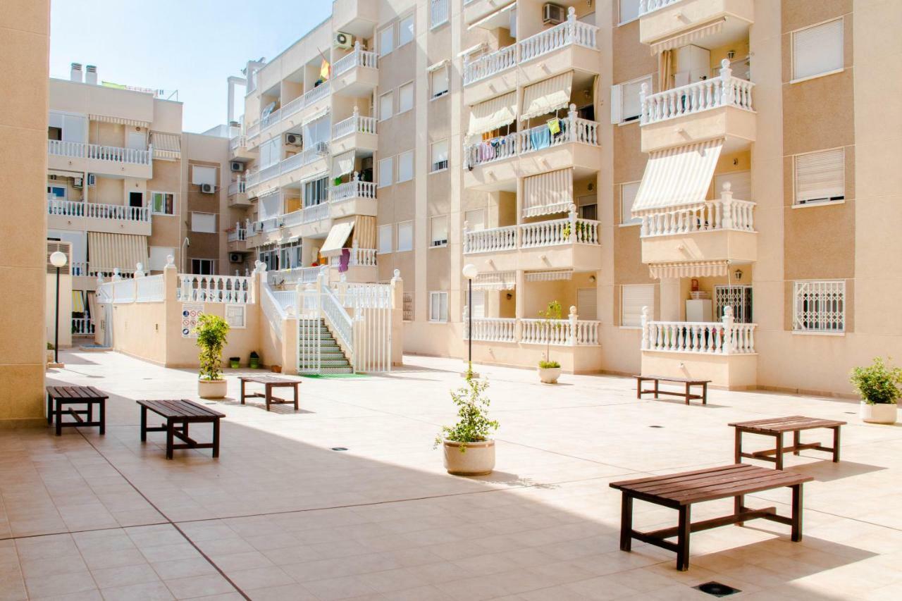 Apollo Del Mar Apartment Torrevieja Exterior photo